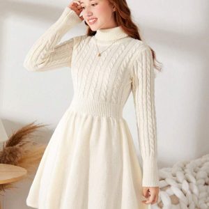 Vestido casual cuello cisne albaricoque tejido de cable