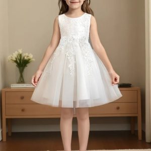 Vestido princesa blanco elegante detalle de encaje