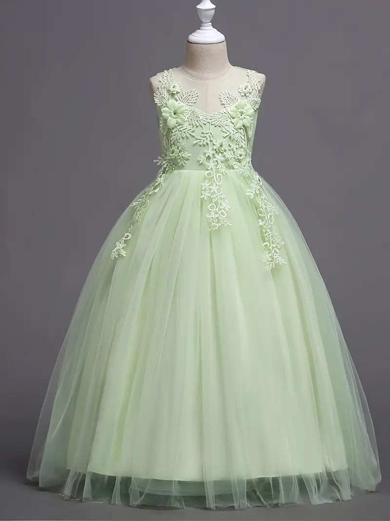 Vestido de fiesta verde elegante bordado