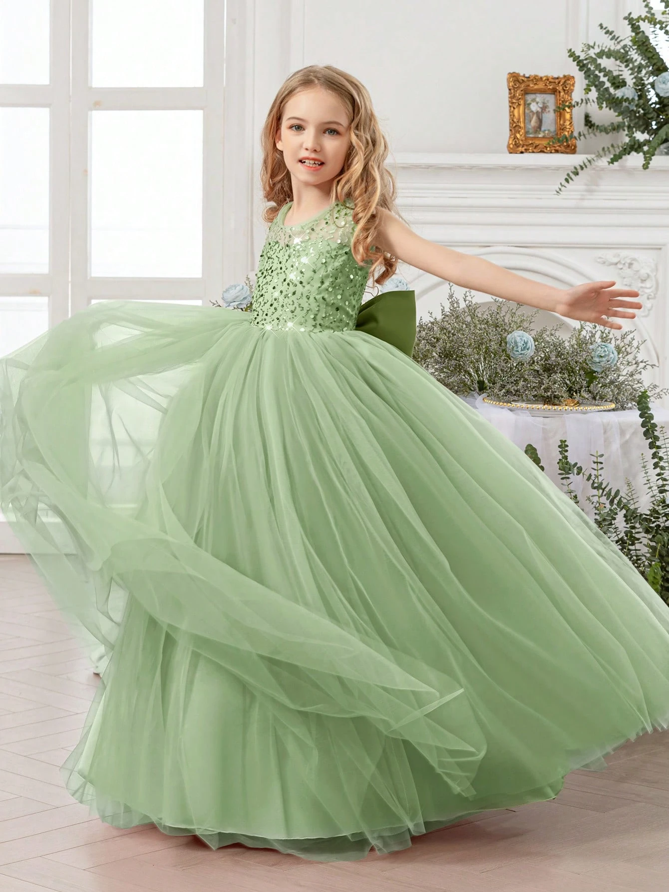 Vestido de fiesta elegante verde olivo lazo grande atrás cuello v - Imagen 4