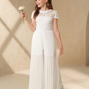 Enterizo plisado blanco elegante cuello de encaje floral