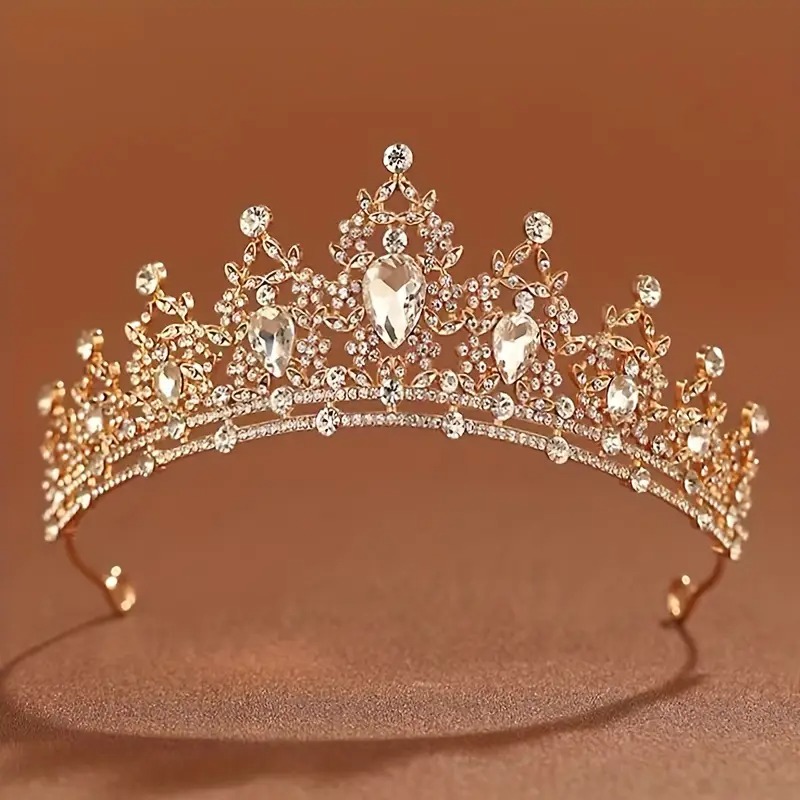 Corona princesa con pedrería brillantes dorada - Imagen 2