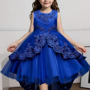 Vestido elegante princesa bordado floral cola pato azul
