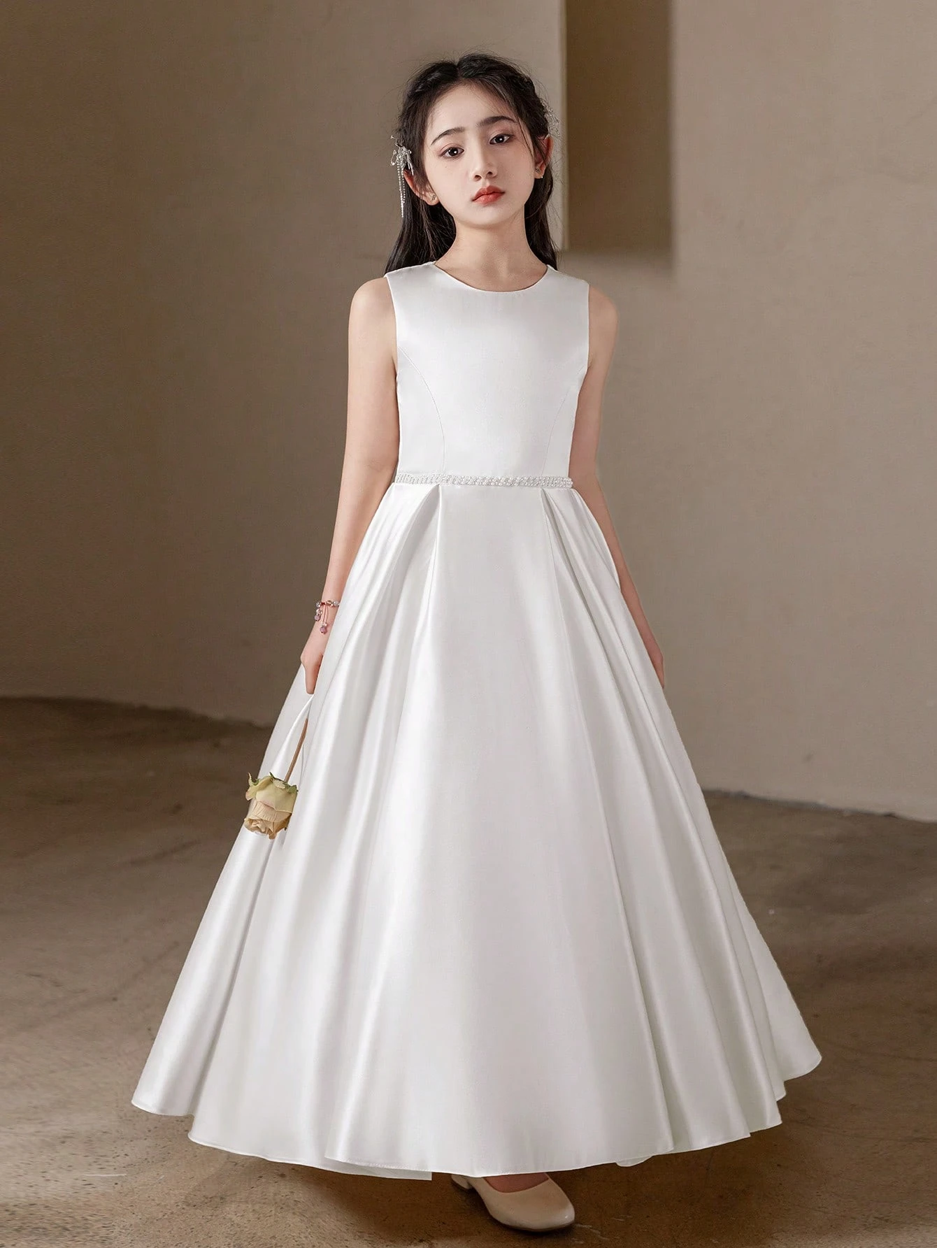 Vestido fiesta de lujo Versace satinado largo forrado blanco - Imagen 3