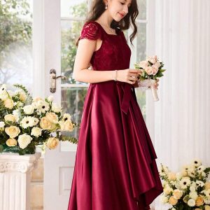 Vestido elegante midi burdeo asimétrico