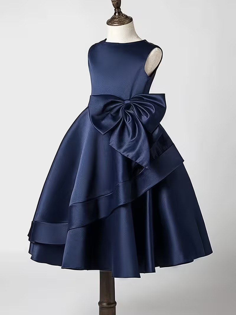 Vestido fiesta satén elegante falda asimétrico sin mangas azul