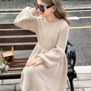 Vestido casual de punto cintura acampanada cuello redondo albaricoque