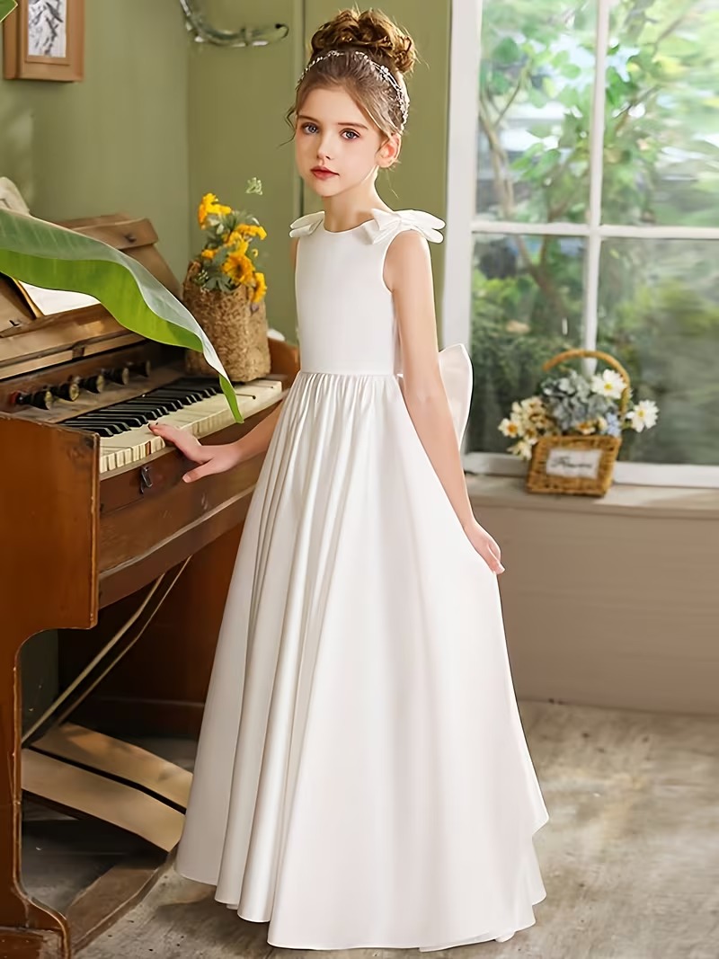 Vestido fiesta satén blanco lazo en hombros estilo princesa - Imagen 2