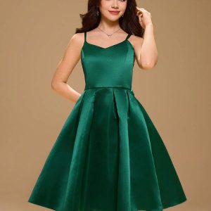 Vestido fiesta tirantes verde satén lazo espalda falda acampanada